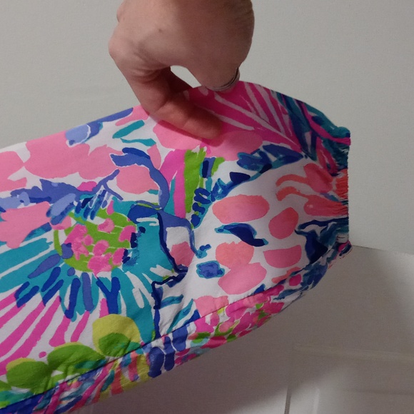 🔴SOLD🔴🦒VERY HTF Lilly Pulitzer🦒 - Willa Top - Picture 11 of 16